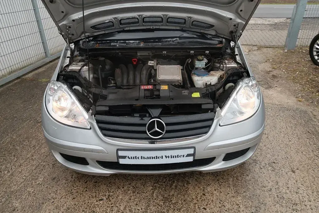 Gebraucht Mercedes A150 95 PS (69 kW) 2006 Silber Limousine
