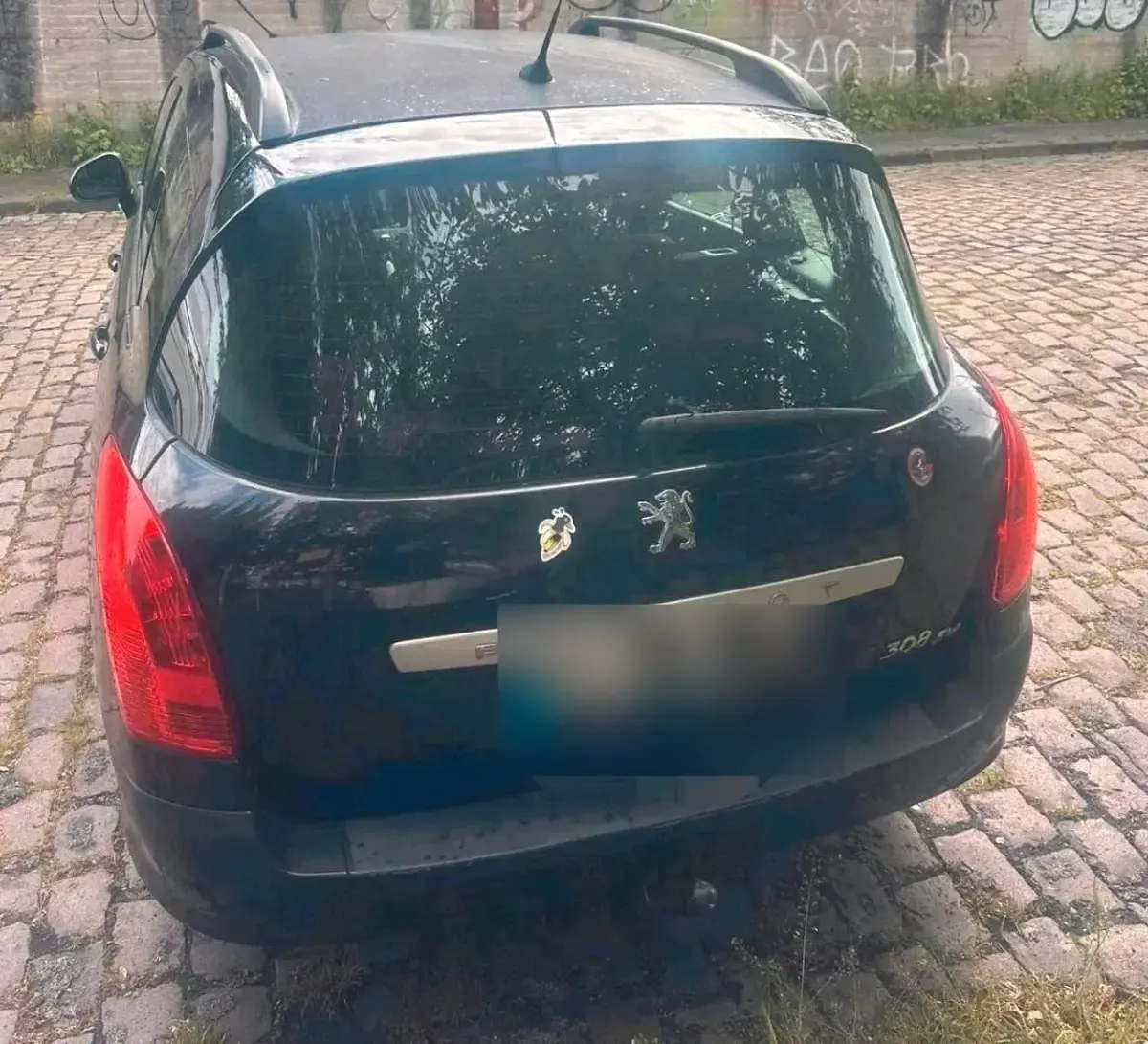 Gebraucht Peugeot 308 SW 140 PS (102 kW) 2011 Schwarz Kombi