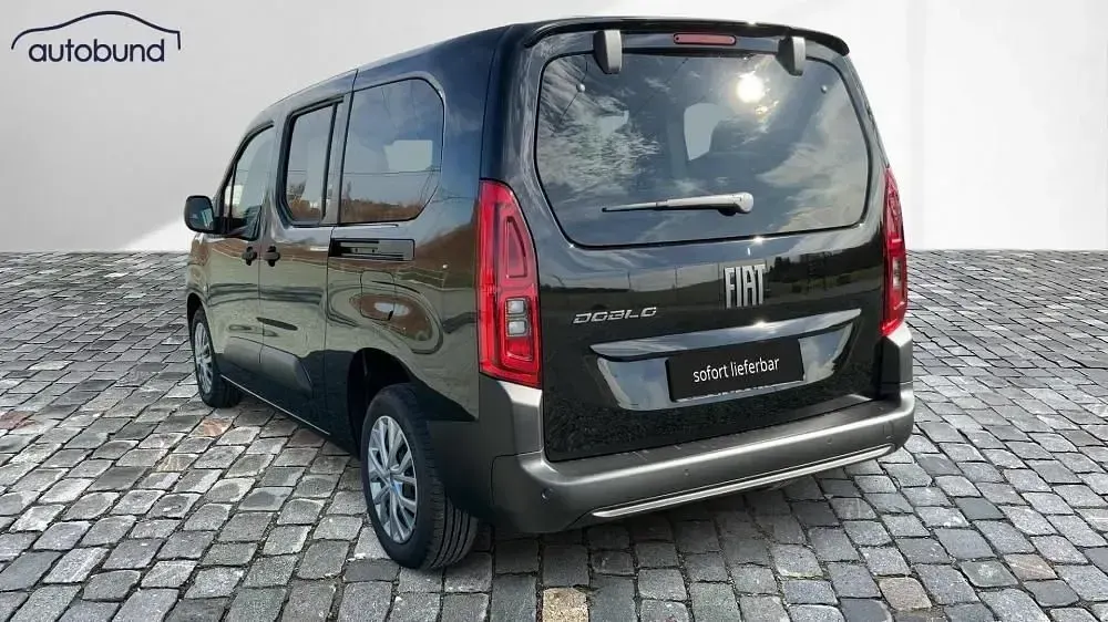 Neu Fiat Doblò 131 PS (96 kW) 2025 Schwarz Van / Kleinbus