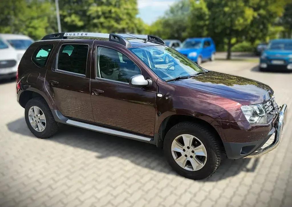 Gebraucht Dacia Duster Lauréate 125 PS (91 kW) 2016 Braun SUV