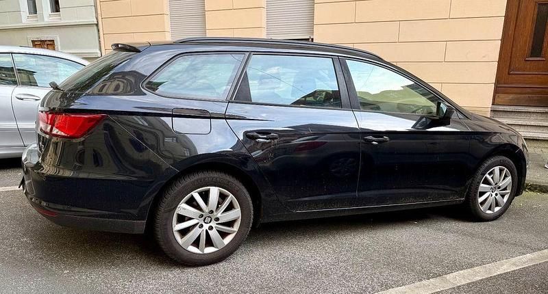 Gebraucht Seat Leon ST Reference 105 PS (77 kW) 2014 Schwarz Kombi