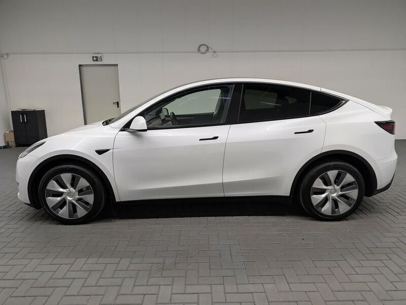 Gebraucht Tesla Model Y Long Range AWD 378 kW (514 PS) 2022 Weiß (pearlweissmet.) SUV