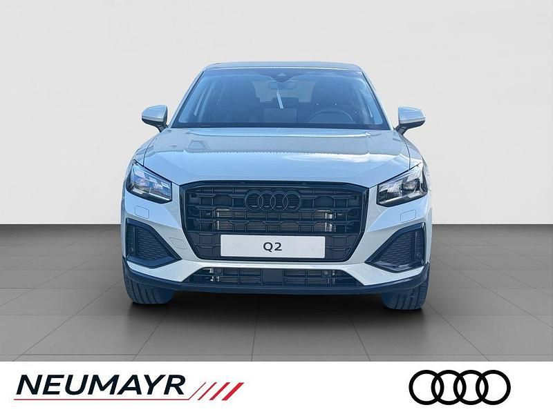 Nowe Audi Q2 Advanced 150 KM (110 kW) 2026 Srebrny SUV