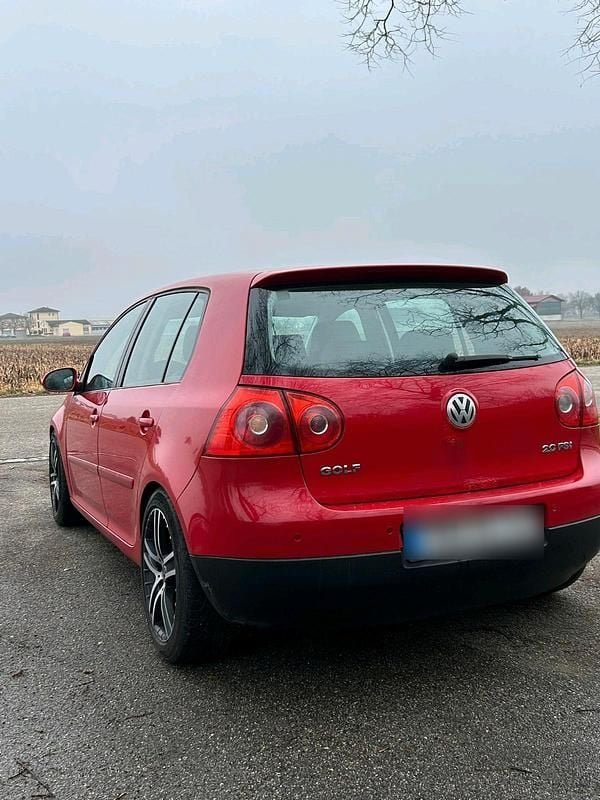 Gebraucht VW Golf V GT 150 PS (110 kW) 2005 Rot Kleinwagen