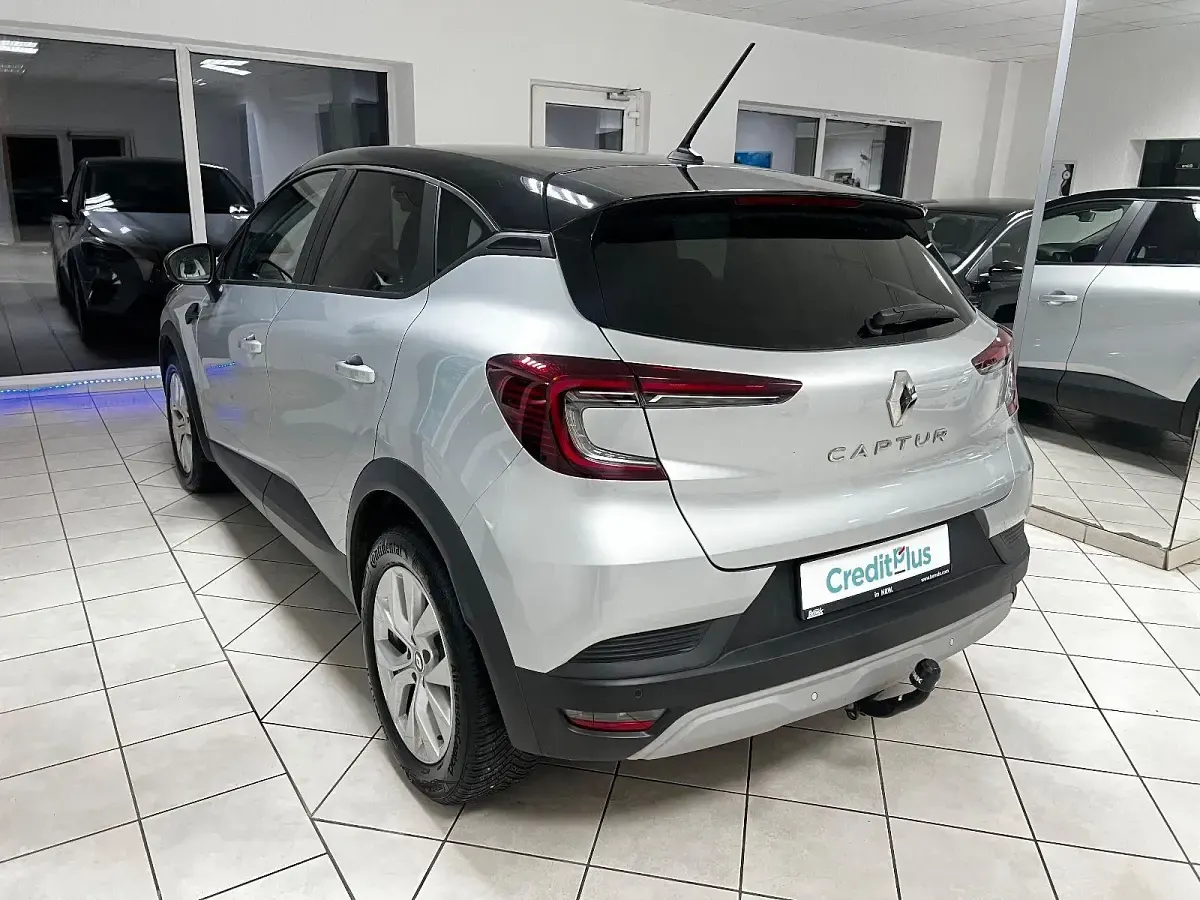 Gebraucht Renault Captur Zen 140 PS (102 kW) 2022 Schwarz SUV