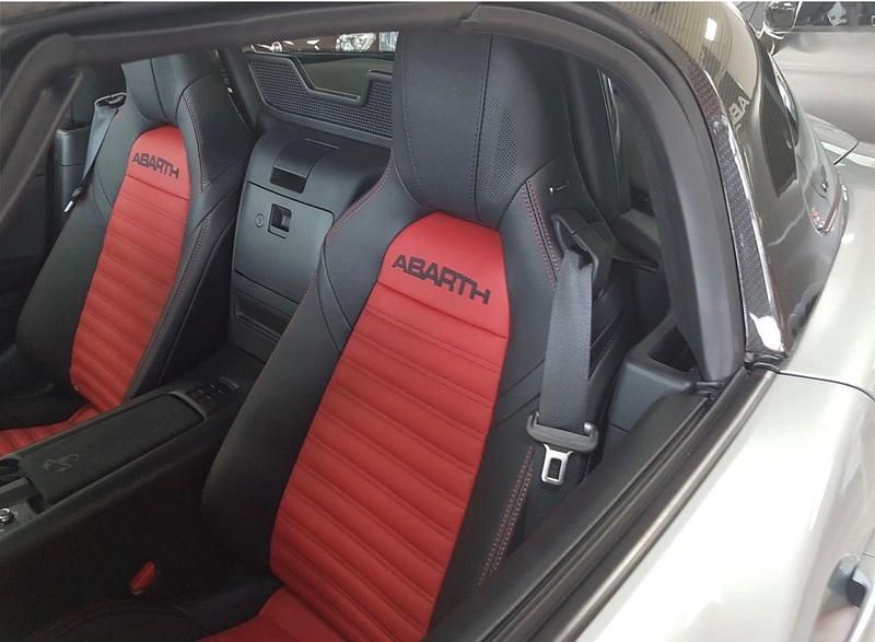 Gebraucht Abarth 124 Spider 170 PS (125 kW) 2018 Schwarz Cabrio