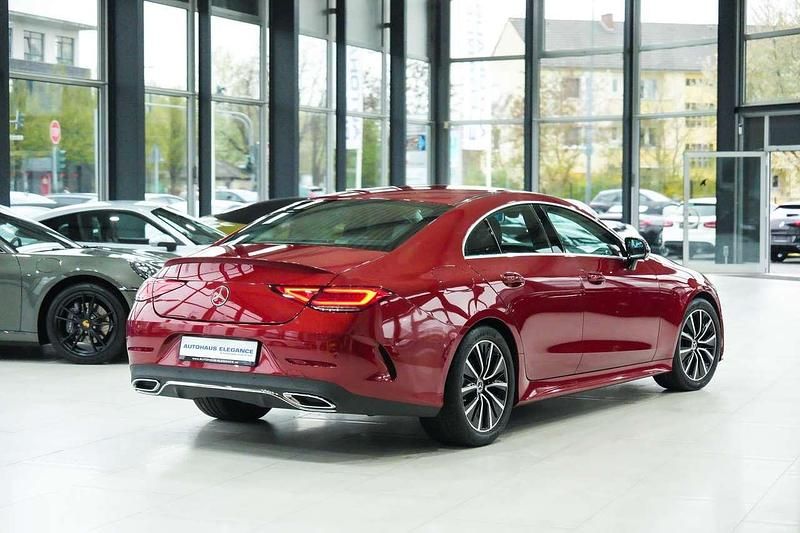Gebraucht Mercedes CLS220 Avantgarde 194 PS (142 kW) 2022 Hyazinthrot  metalliclack Coupé