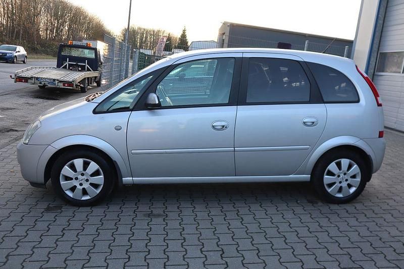 Gebraucht Opel Meriva 87 PS (63 kW) 2004 Silber Van / Kleinbus
