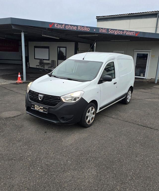 Weiß Gebraucht 2018 Dacia Dokker Van / Kleinbus | 6.299 € (Fairer Preis) - Bild 1/4