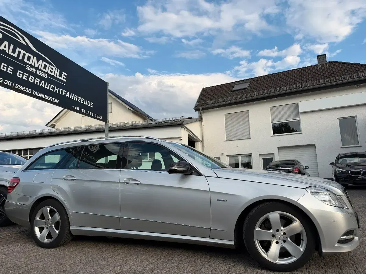 Gebraucht Mercedes E350 Avantgarde 265 PS (194 kW) 2011 Silber Kombi