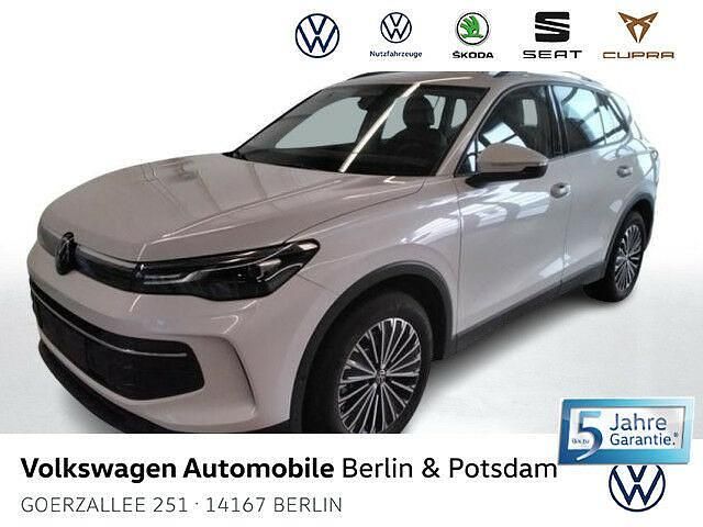 Oryxweiß perlmutteffekt Gebraucht 2024 VW Tiguan R SUV | 38.990 € (Superpreis) - Bild 1/2