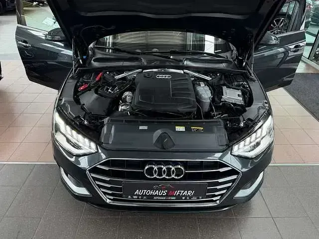 Gebraucht Audi A4 Advanced 204 PS (150 kW) 2023 Manhattangrau metallic Kombi
