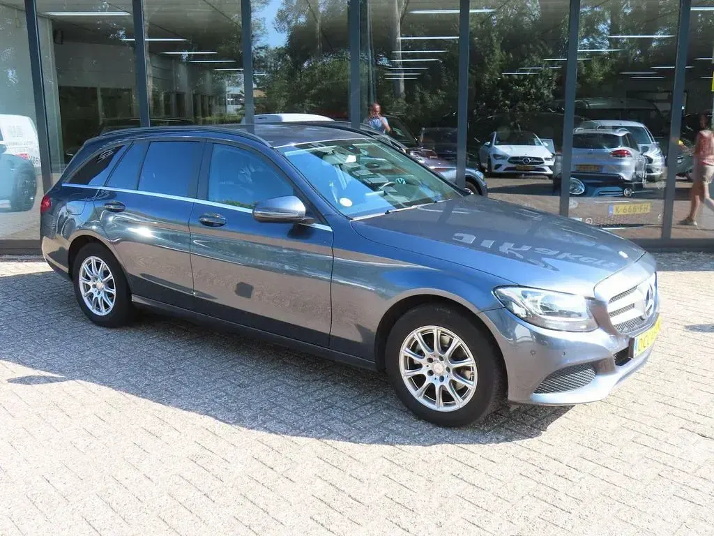 Gebraucht Mercedes C180 Business 116 PS (85 kW) 2016 Kombi