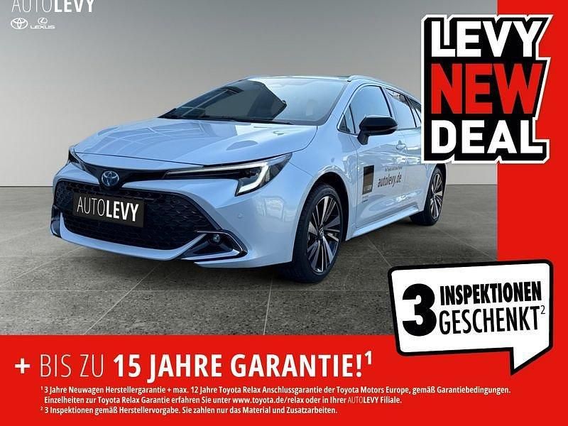 Neu Toyota Corolla 196 PS (144 kW) 2026 Platinum white pearl Kombi