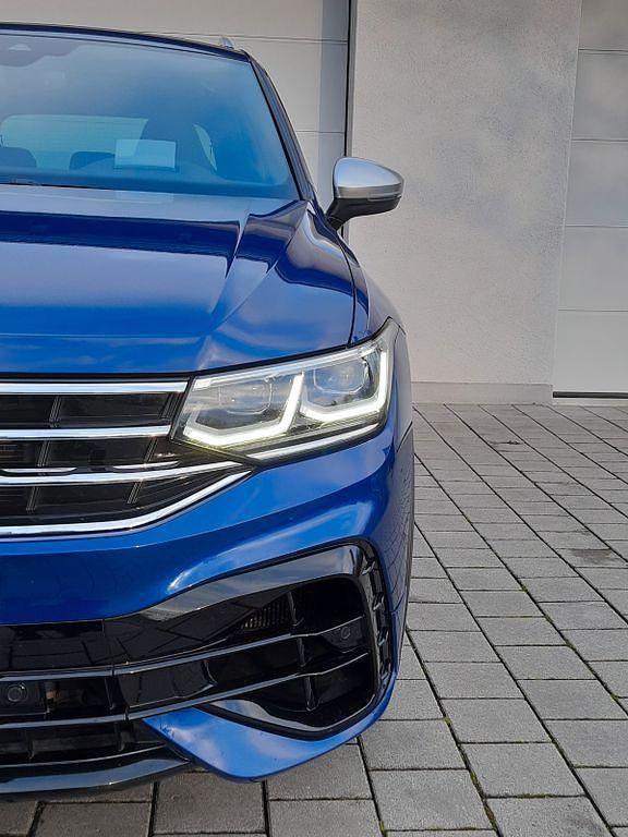 Blau Gebraucht 2021 VW Tiguan R SUV | 35.999 € (Etwas zu teuer) - Bild 1/4