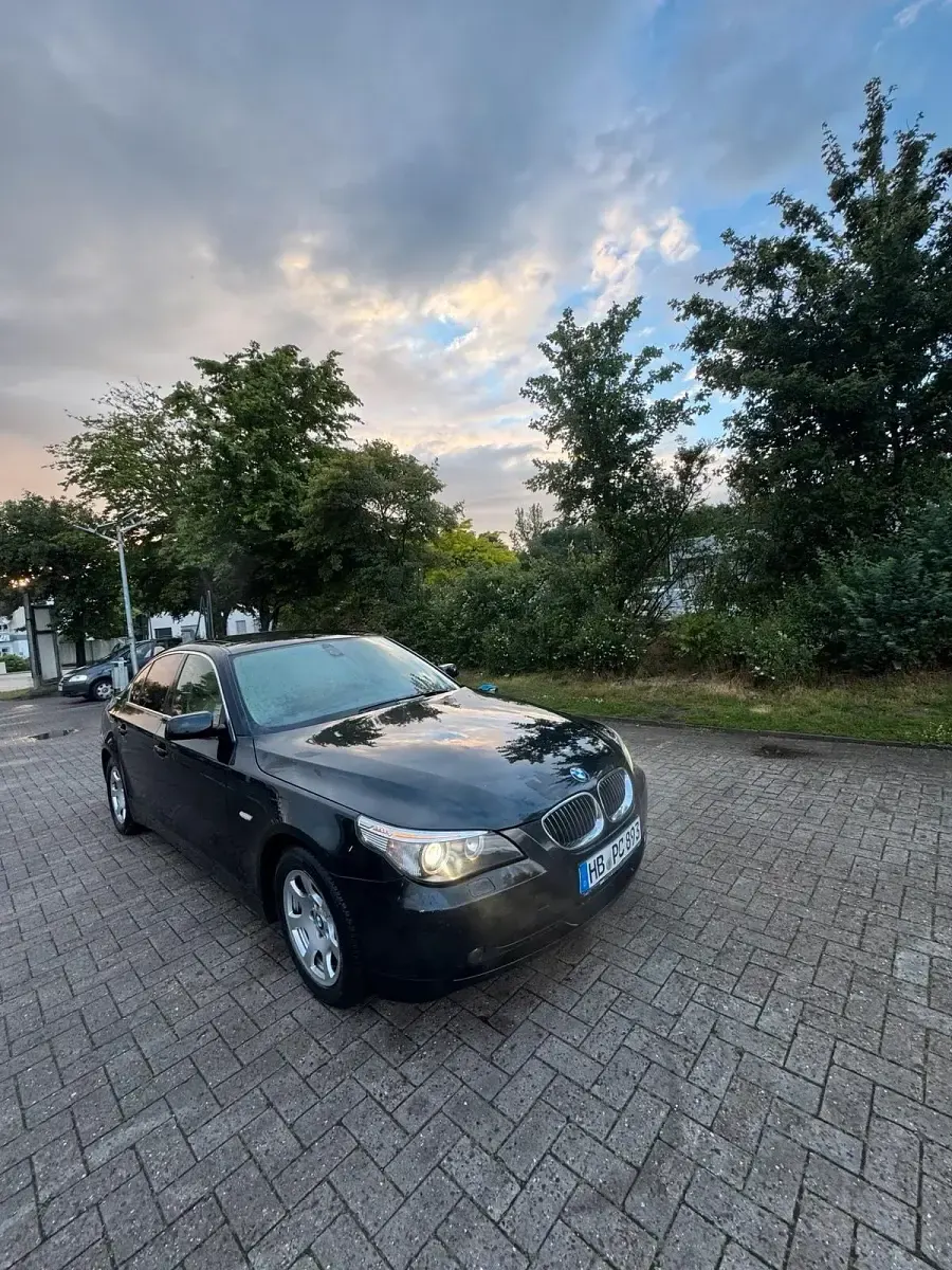 Gebraucht BMW 525 Advantage 177 PS (130 kW) 2006 Schwarz Limousine