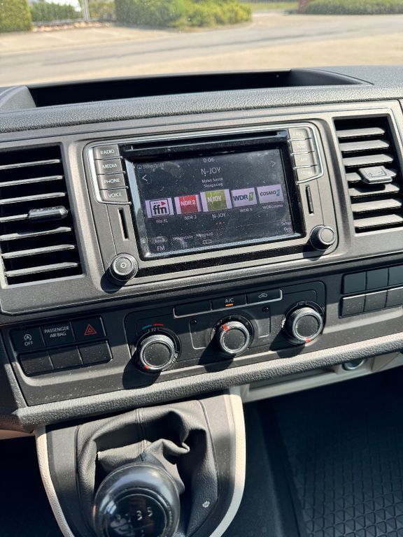 Gebraucht VW T6 102 PS (75 kW) 2018 Weiß Van