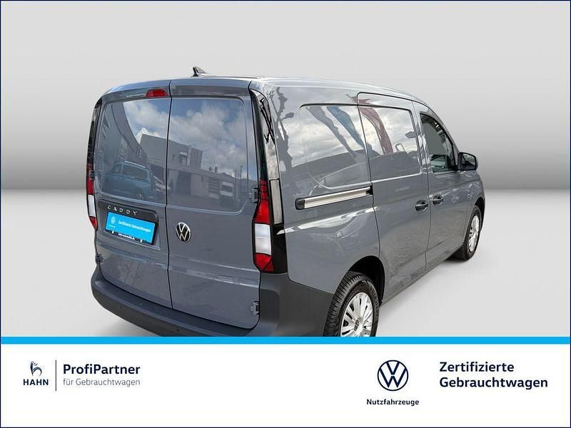 Second-hand VW Caddy 102 CP (75 kW) 2025 Gri Monovolum