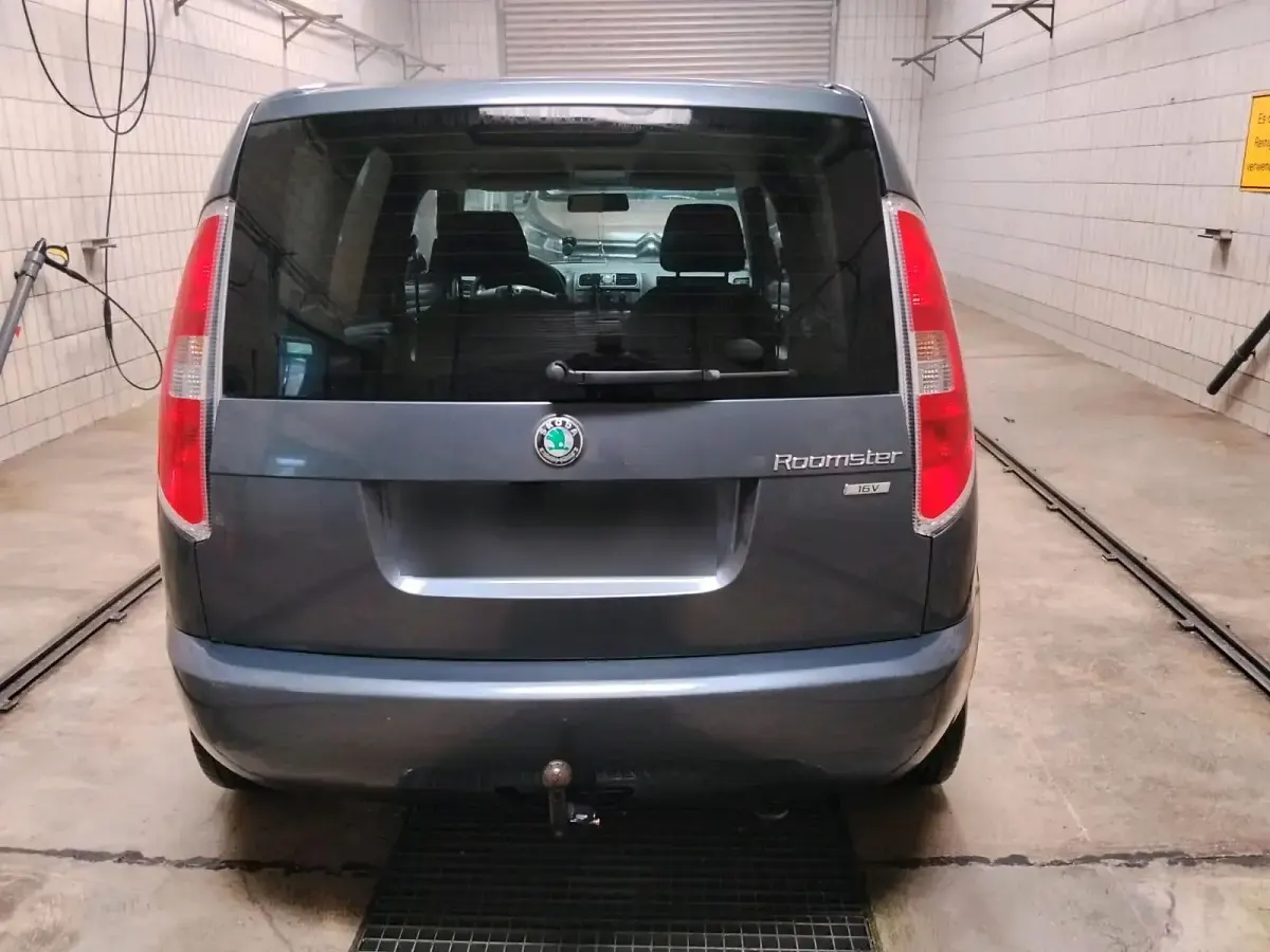 Gebraucht Skoda Roomster 86 PS (63 kW) 2009 Grau Van / Kleinbus