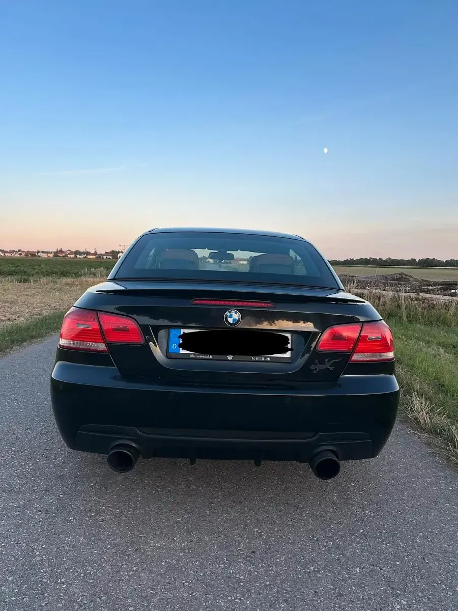 Gebraucht BMW 335 Cabriolet 306 PS (225 kW) 2009 Schwarz Cabrio