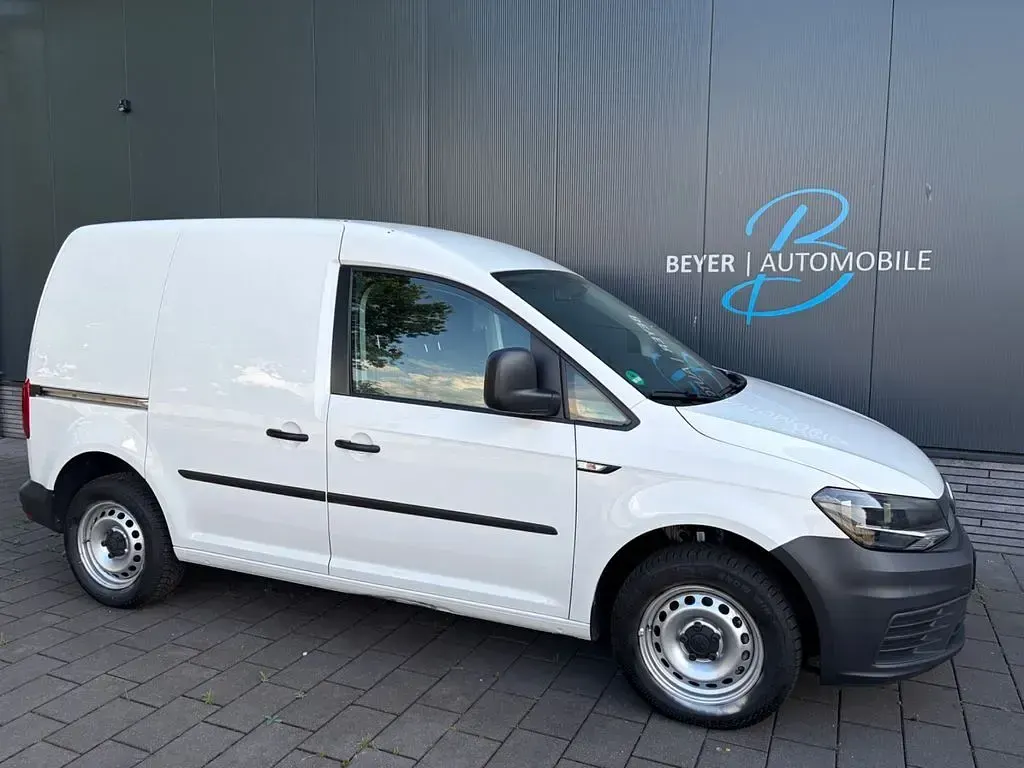 Gebraucht VW Caddy 102 PS (75 kW) 2018 Weiß Van / Kleinbus