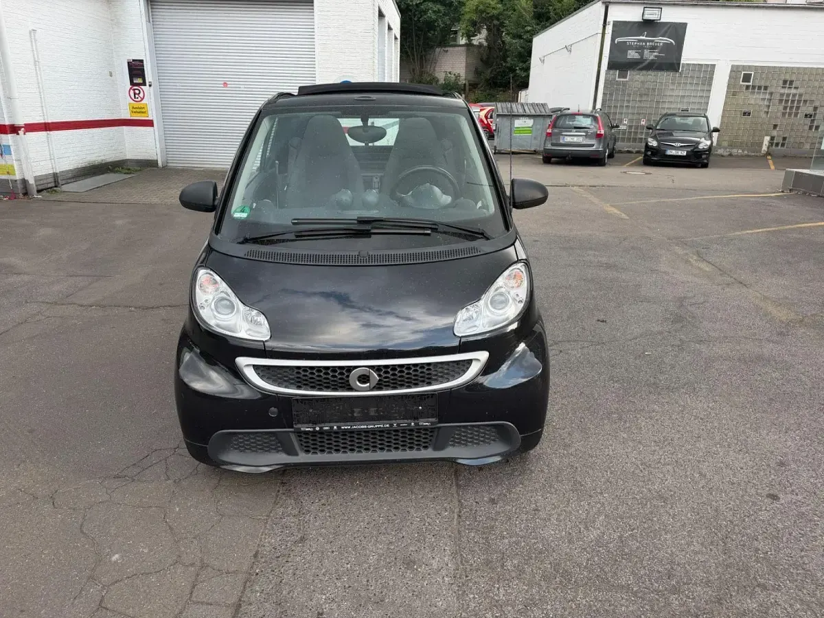 Gebraucht Smart ForTwo Cabrio 71 PS (52 kW) 2014 Schwarz Cabrio
