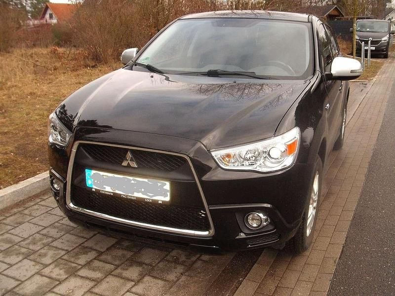 Gebraucht Mitsubishi ASX Intense 117 PS (86 kW) 2014 Pantherschwarz (p) SUV