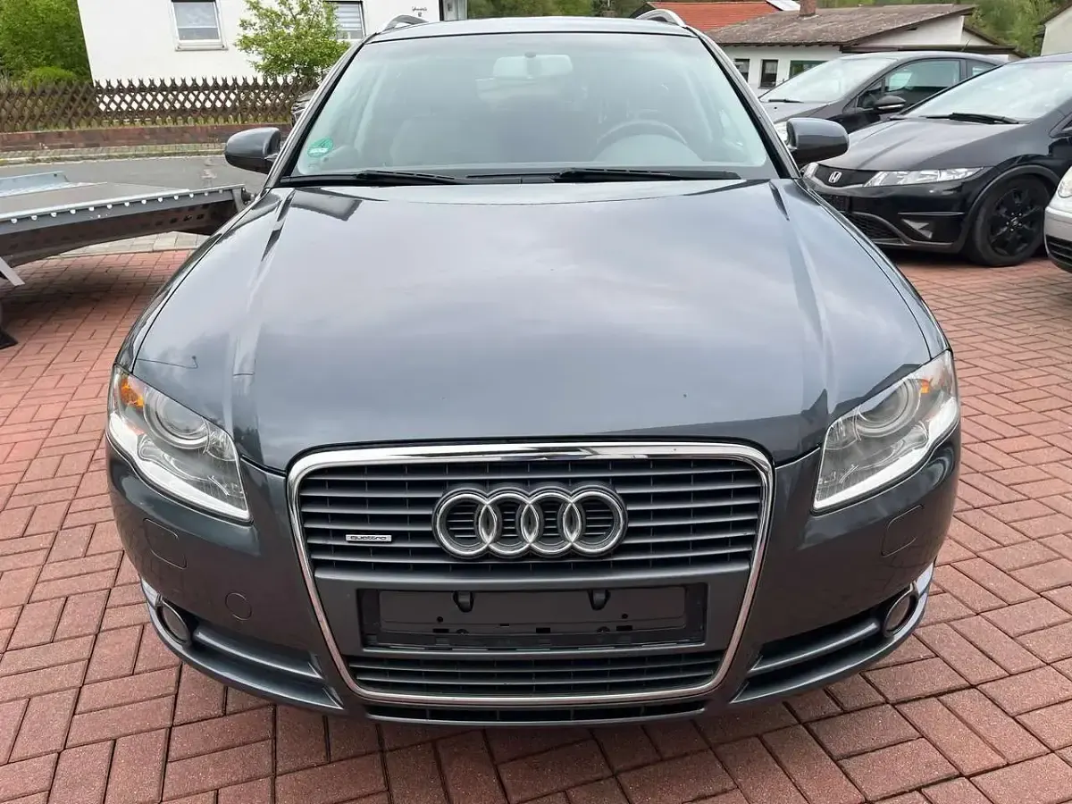 Gebraucht Audi A4 140 PS (102 kW) 2006 Delfingrau metallic Kombi