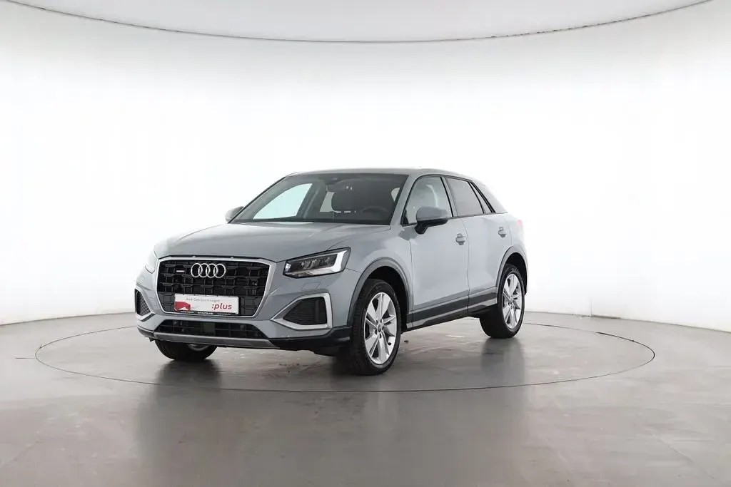 Gebraucht Audi Q2 Advanced Plus 150 PS (110 kW) 2023 Pfeilgrau perleffekt SUV