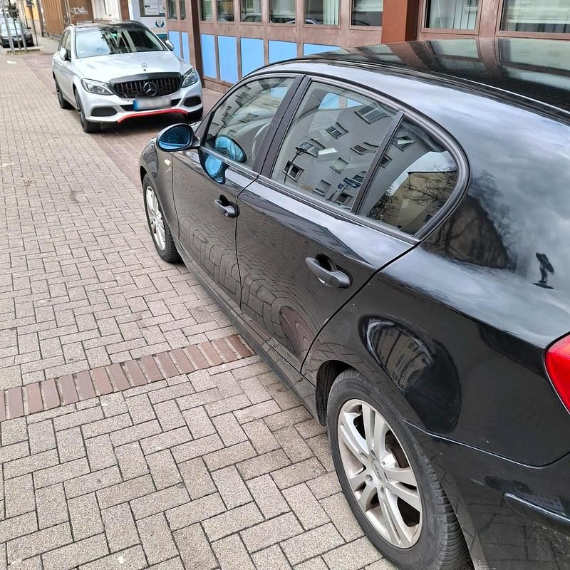Gebraucht BMW 116 116 PS (85 kW) 2005 Schwarz Kleinwagen