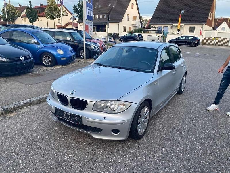 Gebraucht BMW 116 116 PS (85 kW) 2004 Titansilber metallic Kleinwagen