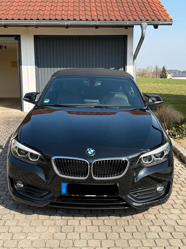 Gebraucht BMW 218 136 PS (100 kW) 2018 Schwarz Cabrio