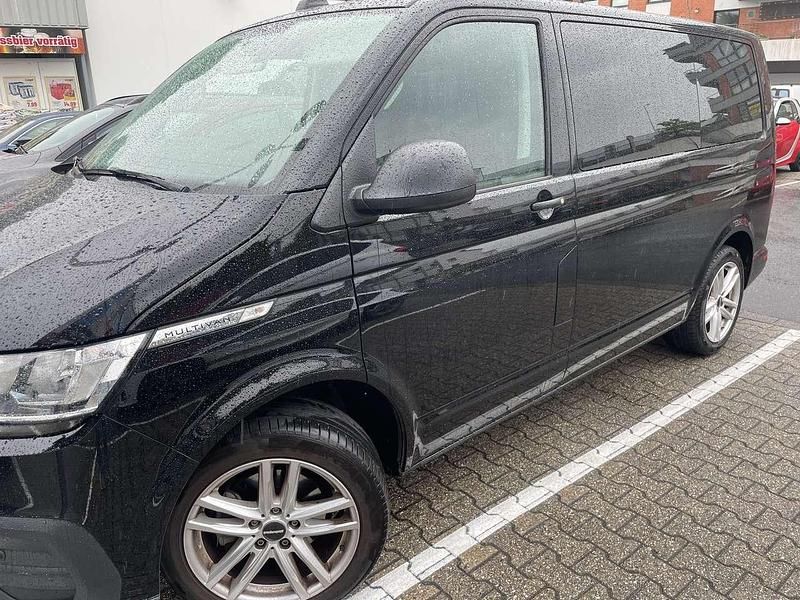 Schwarz Gebraucht 2020 VW T6.1 Trendline Van | 38.099 € - Bild 1/4