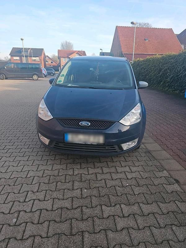 Blau Gebraucht 2009 Ford Galaxy Van / Kleinbus | 4.999 € (Fairer Preis) - Bild 1/4