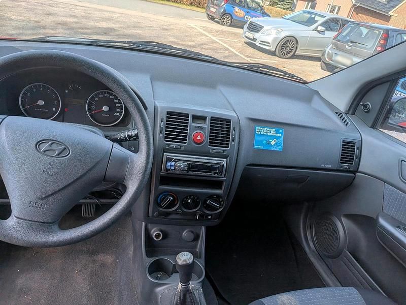 Gebraucht Hyundai Getz 67 PS (49 kW) 2008 Rot Kleinwagen