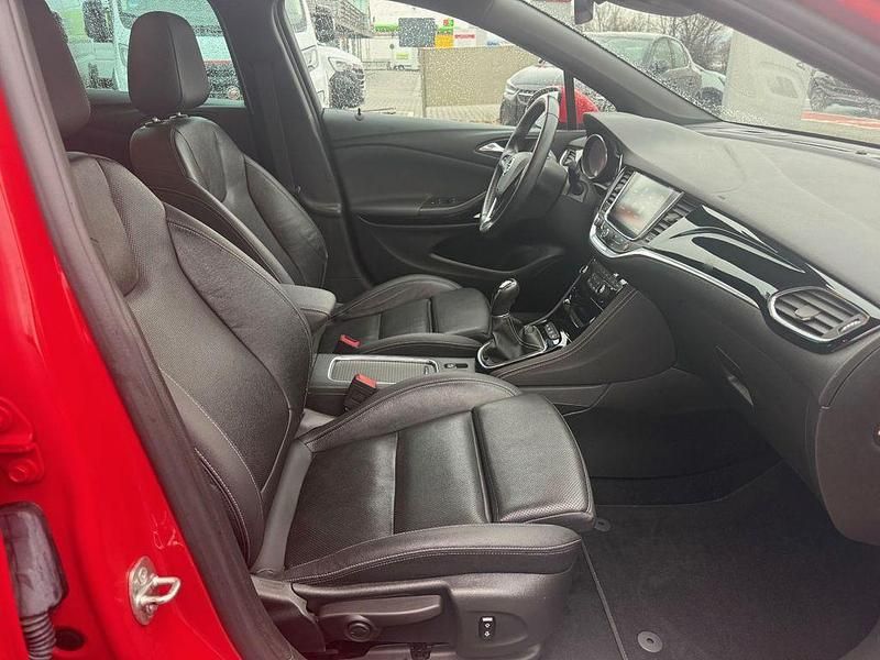 Gebraucht Opel Astra Ultimate 150 PS (110 kW) 2018 Rot Limousine