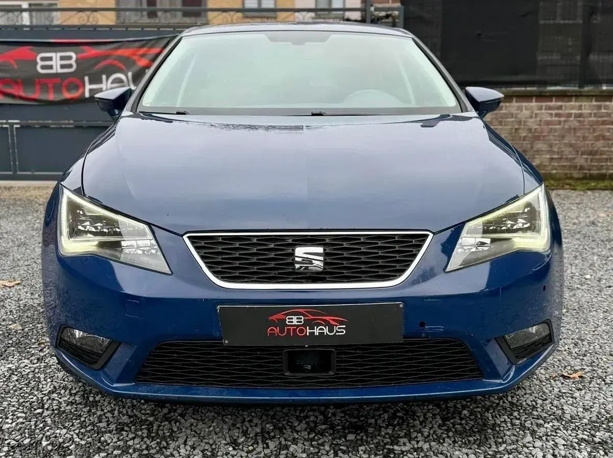 Używany Seat Leon 110 KM (80 kW) 2016 Niebieski Hatchback