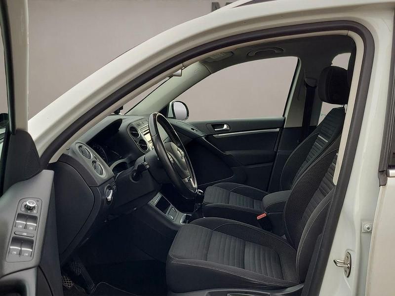 Gebraucht VW Tiguan Sportline 177 PS (130 kW) 2014 Weiß SUV