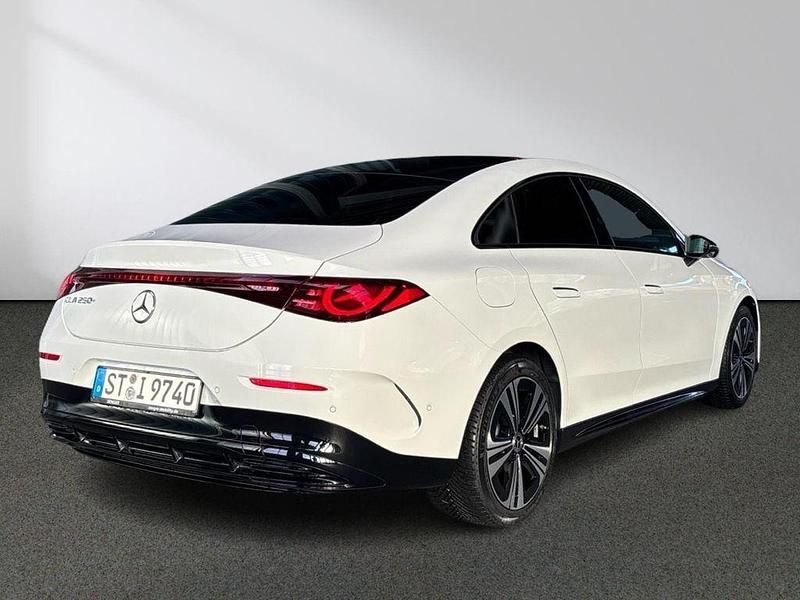 Gebraucht Mercedes CLA 250+ AMG line 200 kW (272 PS) 2025 Weiß Limousine
