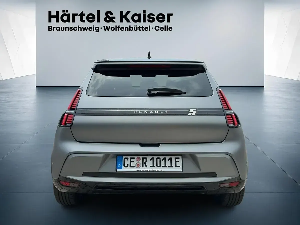 Neu Renault 5 E-Tech Komfort 11 kW (15 PS) 2025 Dolomitgrau satiniert mit dach in black pearlsch (grau)