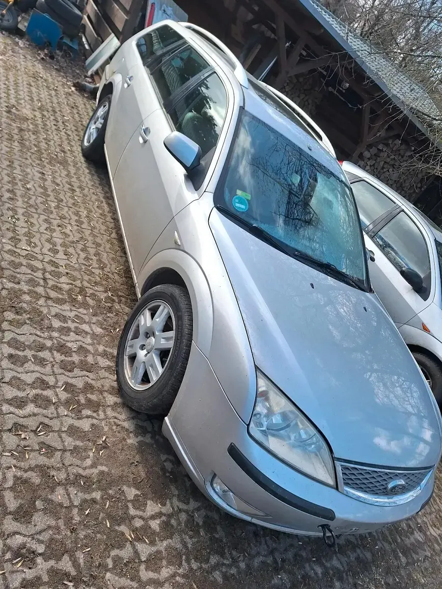 Gebraucht Ford Mondeo 130 PS (95 kW) 2007 Silber Kombi