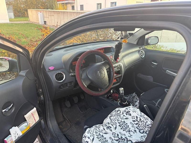 Schwarz Gebraucht 2008 Citroën C2 Start Kleinwagen | 1.650 € - Bild 1/4