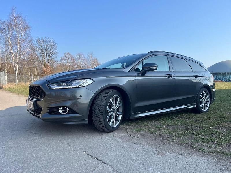 Gebraucht Ford Mondeo ST 179 PS (131 kW) 2017 Grau Kombi