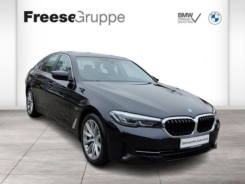 Schwarz Gebraucht 2021 BMW 530e Limousine | 35.490 € (Guter Preis) - Bild 1/4