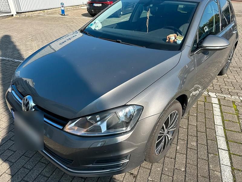 Gebraucht 2016 VW Golf VII Allstar Limousine | 10.500 € (Superpreis) - Bild 1/4