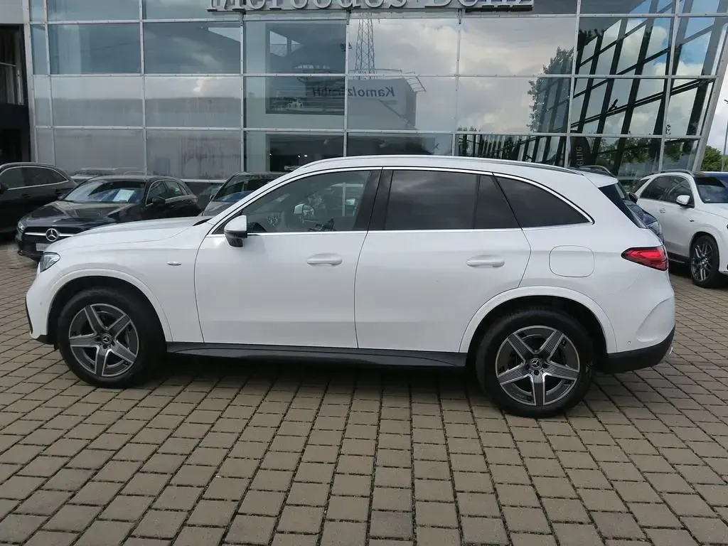 Gebraucht Mercedes GLC300de AMG line 197 PS (144 kW) 2025 Weiß SUV