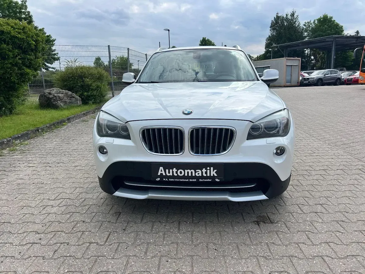 Gebraucht BMW X1 204 PS (150 kW) 2011 Weiß SUV