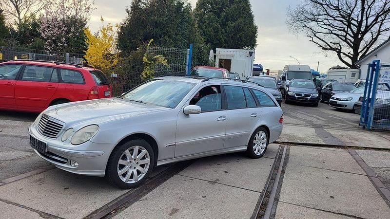 Gebraucht Mercedes E270 Avantgarde 177 PS (130 kW) 2004 Silber Limousine