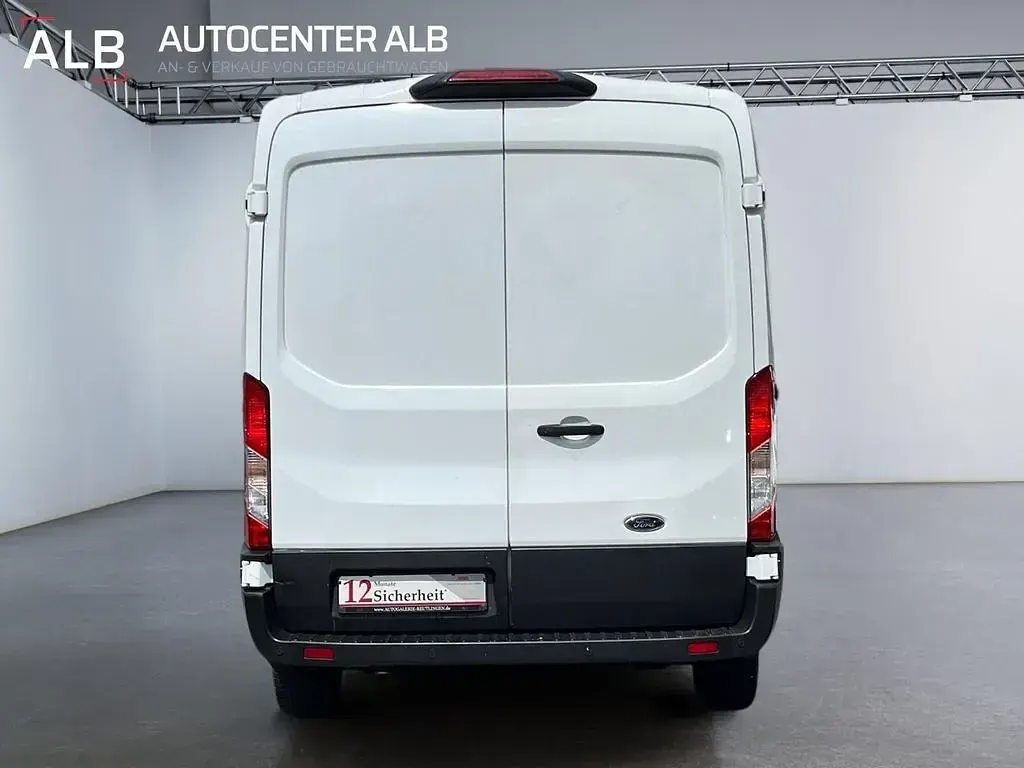 Gebraucht Ford Transit Trend 131 PS (96 kW) 2020 Weiß Limousine