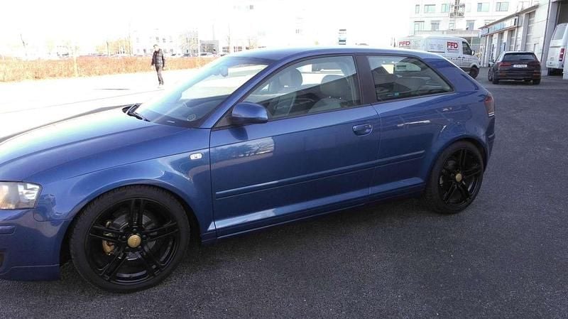 Gebraucht Audi A3 102 PS (75 kW) 2005 Blau Kleinwagen